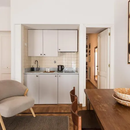 Apartment Idyllia - Chic With Terrace *
